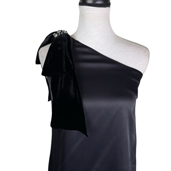 W by Worth Black Velvet Bow Rhinestone One Shoulder Satin Flirty Night Out Top - Picture 3 of 10